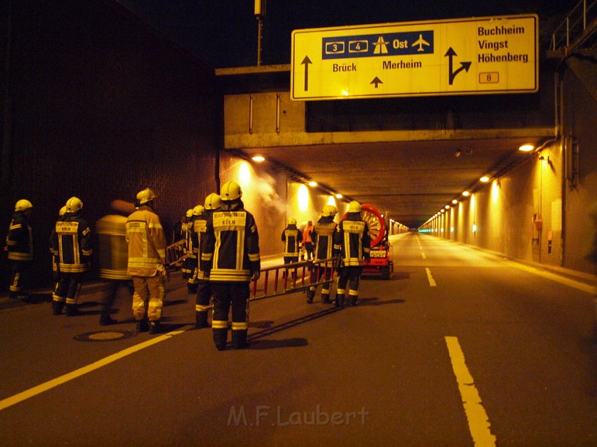 BF Koeln Tunneluebung Koeln Kalk Solingerstr und Germaniastr P141.JPG